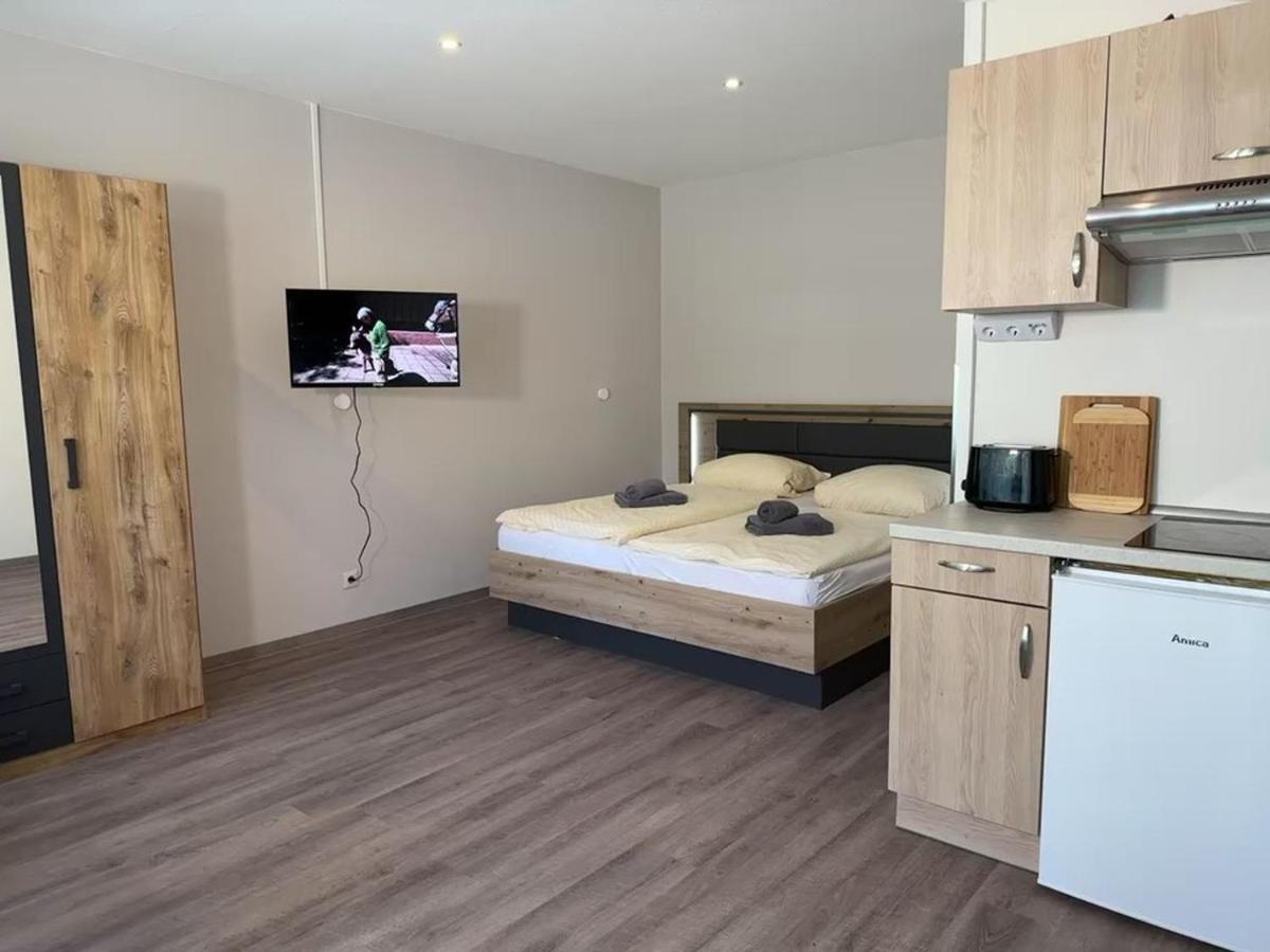 Gaestehaus Lietzow & Stoertebeker Camp Δωμάτιο φωτογραφία